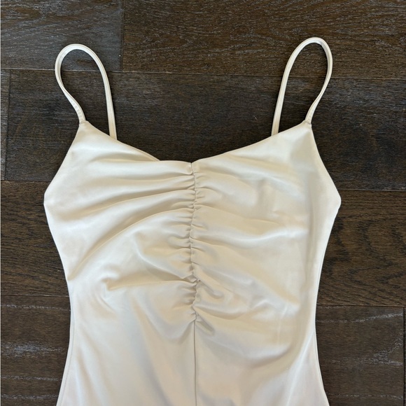 White Ruched H&M Bodysuit - Picture 2 of 5